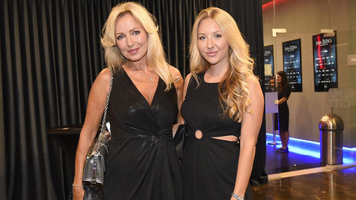 Kateřina Brožová slavila narozeniny v rodinném kruhu! Herečka sdílela krásné momentky s dcerou i jejím fešným partnerem