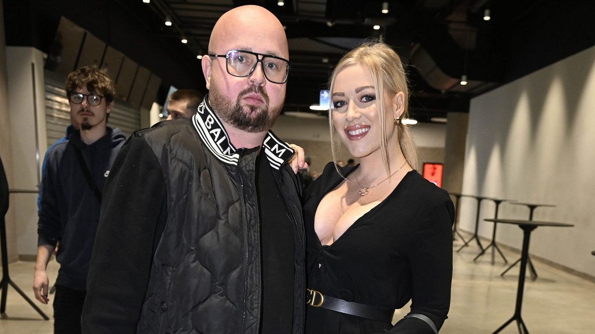 Válka kvůli lamborghini. Dominika Myslivcová setřela svého ex: Radši jsi pil, než byl se synem! vzkázala Zdeňkovi