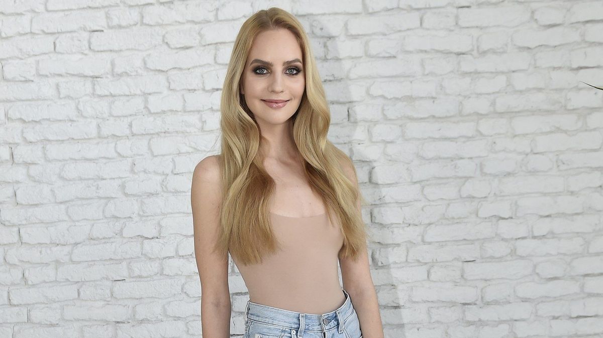 Do Survivoru jde bojovat o přežití Nela, která vymetá soutěže krásy! Na světovém klání ji zvolili tou nejfotogeničtější