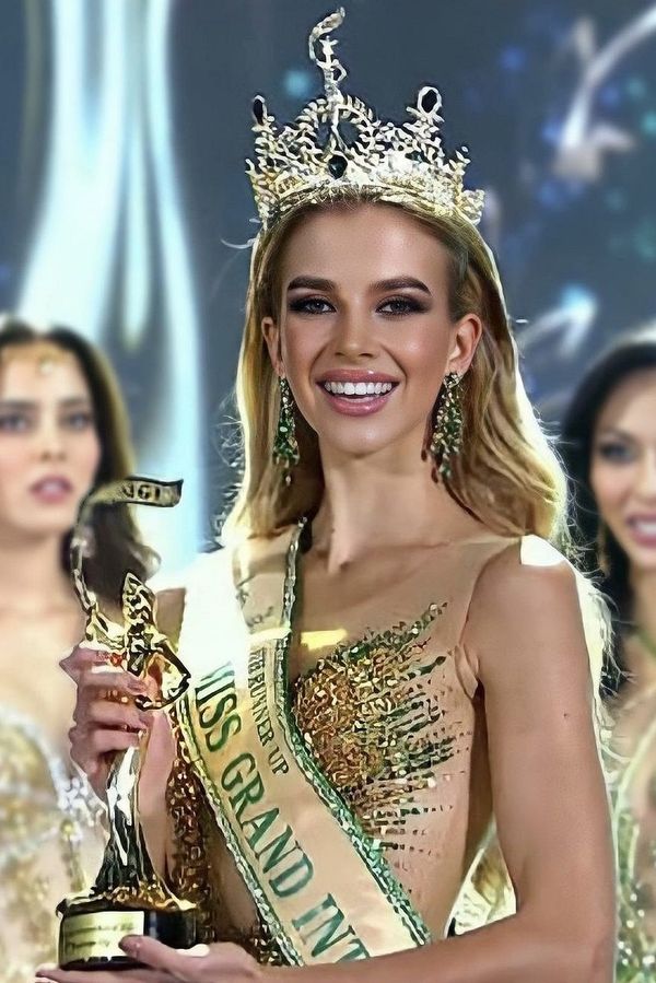Češka Mariana zabodovala na největší soutěži krásy! Blondýnka je pátou nejkrásnější dívkou světa - fotka 1/1