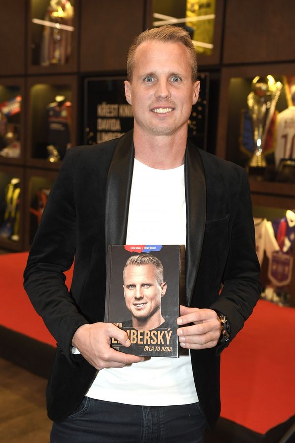 Super vtip: Prachy jenom lítaly: Už víme, kolik dal Limberský za luxusní bejvák v Dubaji - fotka 1/1