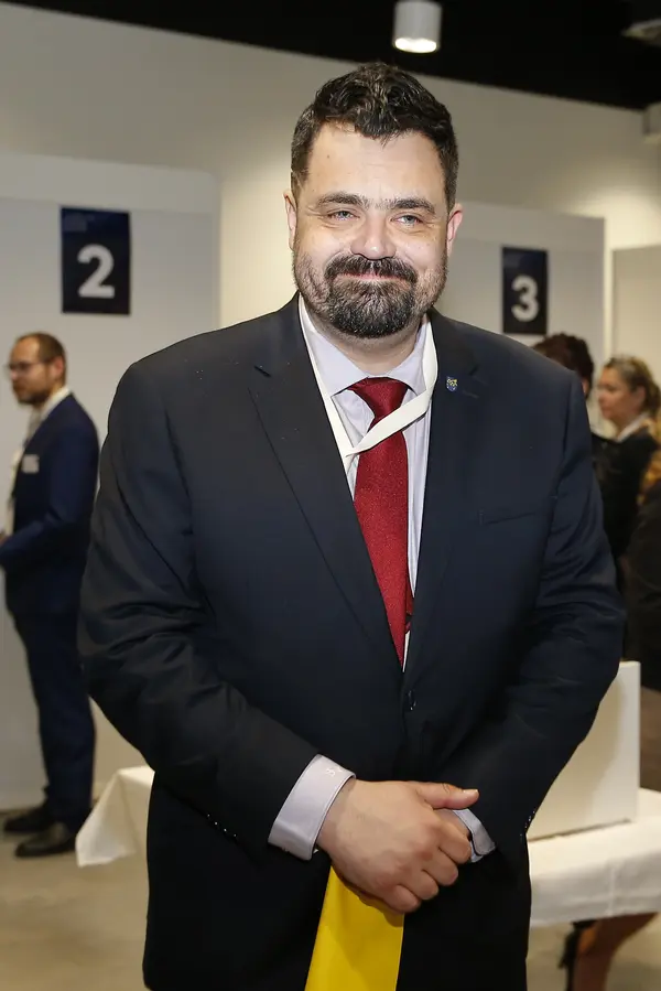Bizarní reakce starosty Pavla Novotného na rozsudek soudu, který ho posílá do vězení. Reagoval na něj i Hřebejk - fotka 1/1