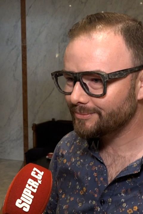 Na počest Karla Heřmánka odehraje koncert v jeho divadle: Byl jsem pro něj živým dárkem, vzpomínal muzikant