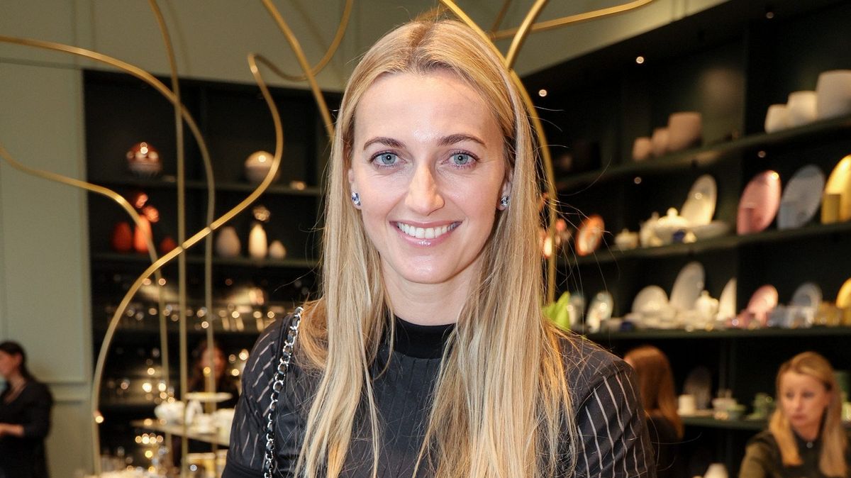 Těhotná Kvitová si užívá rodinnou idylku: Romantika na Karlově mostě s jejími chlapci