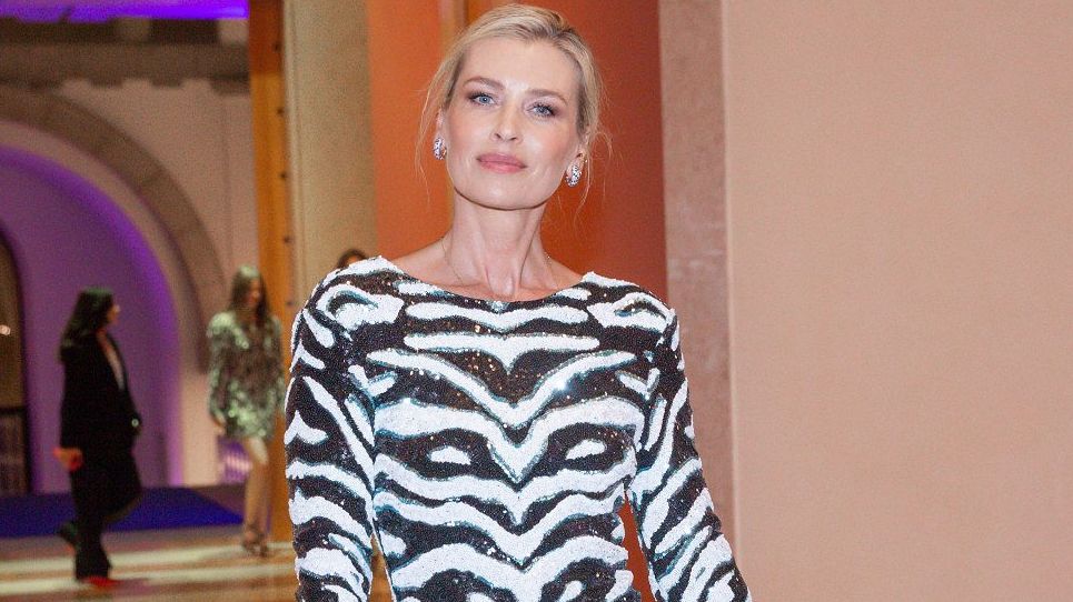 Daniela Peštová zastavila čas! Topmodelka oslaví 55 let, ploché bříško jí mohou závidět o generaci mladší ženy