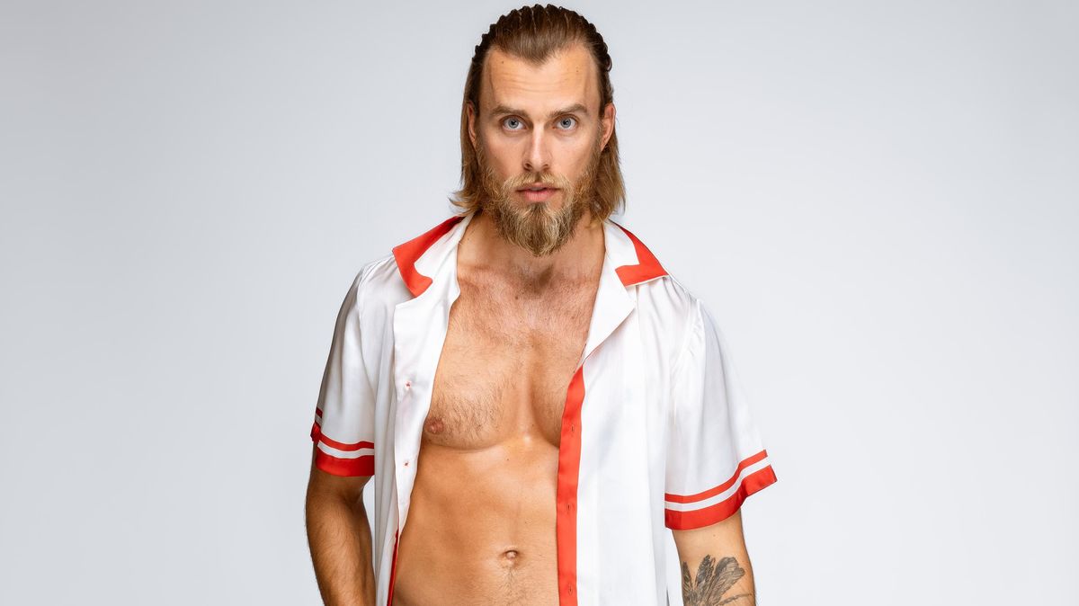 Z hvězdy Love Islandu je obrovská hora svalů! Po rozchodu předvedl sexy Tomáš vymakané tělo ve slipových plavkách