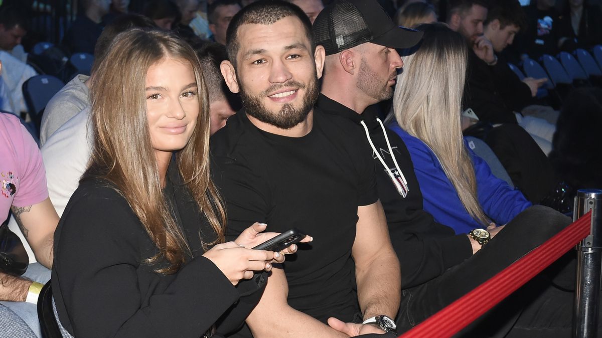 Ex Bagárové vyvrátil zvěsti o rozchodu: MMA bijec se pochlubil rodinnou pohodou s přítelkyní a dcerkou Ruminkou