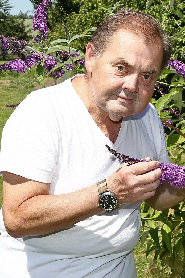 Zemřel herec Mojmír Maděrič (†70). Hvězda Prima vařečky a doktor Valenta ze Sestřiček - fotka 1/1