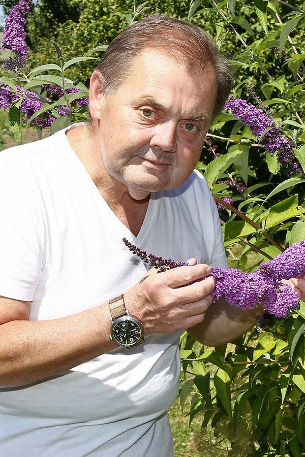 Zemřel herec Mojmír Maděrič (†70). Hvězda Prima vařečky a doktor Valenta ze Sestřiček - fotka 1/1