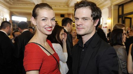 Syna Jana Krause Adama expartnerka obvinila ze znásilnění. V pátek ho čeká soud