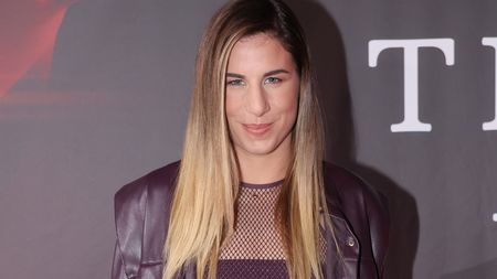 Ester Ledecká odhalila svou vysportovanou postavu v letním outfitu! Krásná žena, vzkazují jí fanoušci 