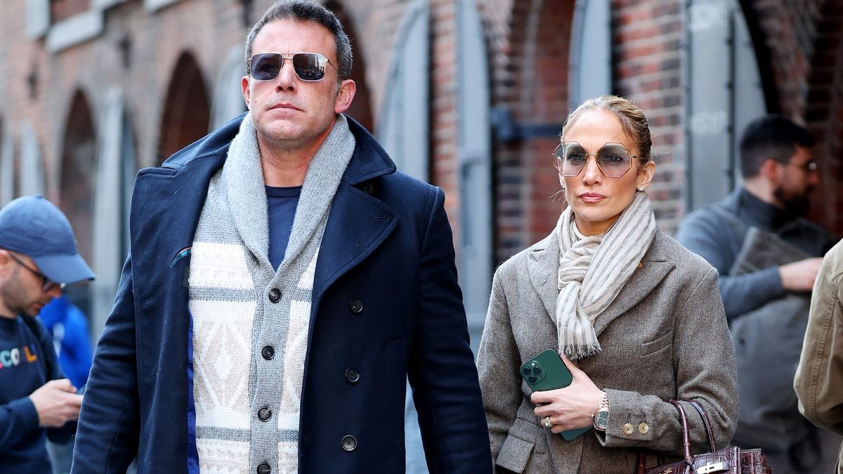 Manželství Jennifer Lopez a Bena Afflecka zřejmě směřuje ke konci. Herec se měl odstěhovat ze sídla páru
