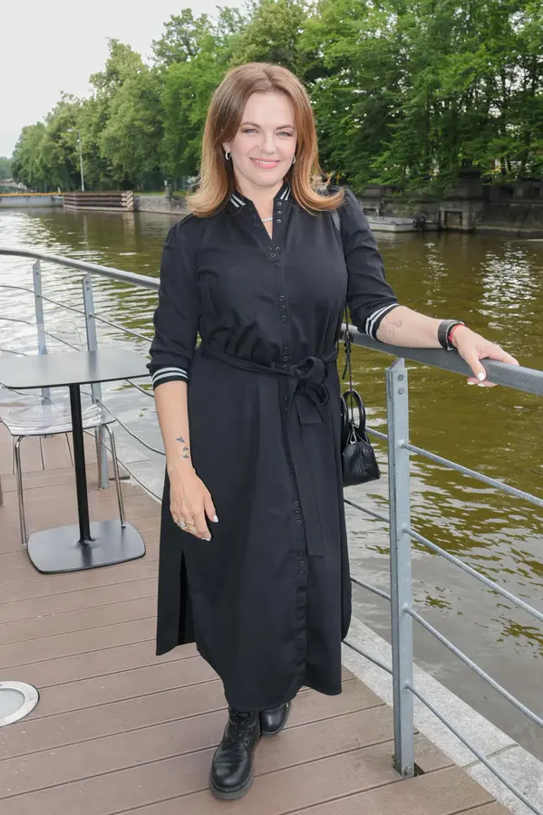Marta Jandová vyrazila do hor: Zpěvačka ukázala dechberoucí přírodu a zcela výjimečně i luxusní tělo v plavkách! - fotka 1/1
