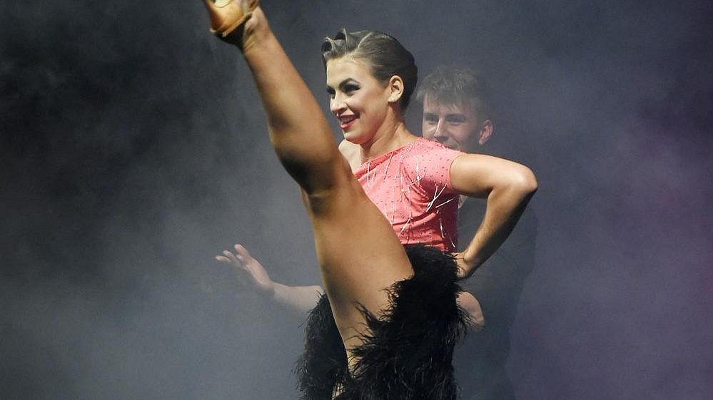 Vánoce jinak: Sára Rychlíková vystavila tělo na brazilské pláži, zadeček předvedla v pořádně vykrojených „brazilkách“