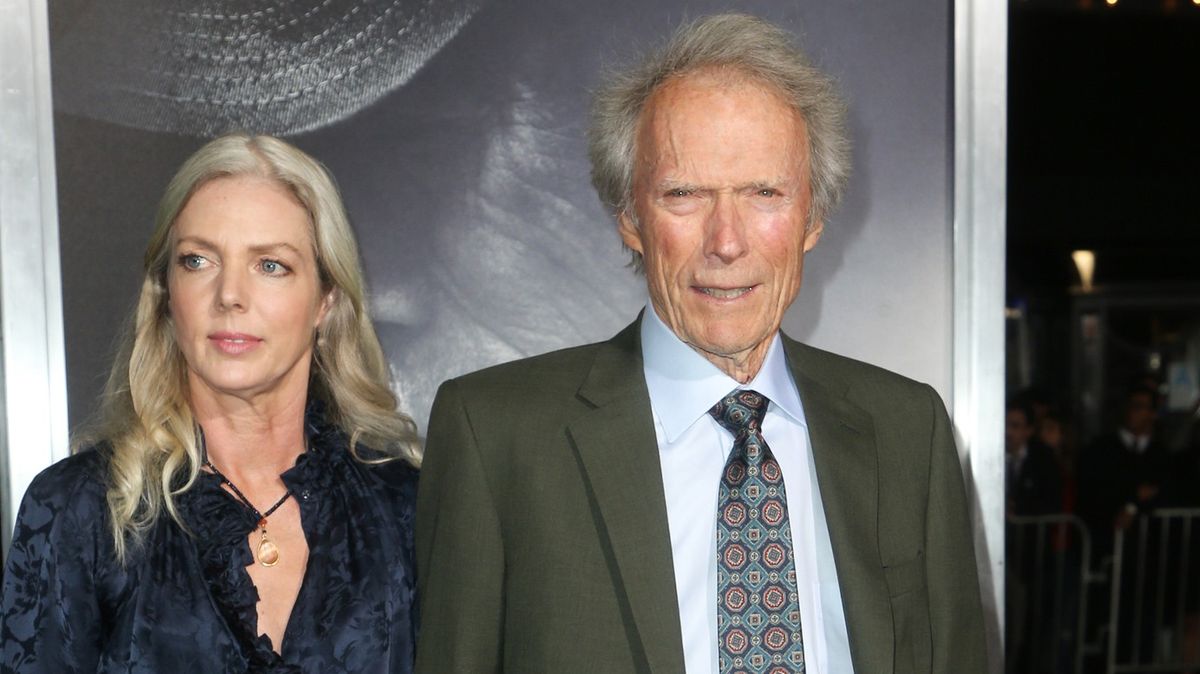 Clint Eastwood (94) přišel o svou přítelkyni (†61). Christinu poznal jako hostesku v hotelu, byla z toho láska jako trám