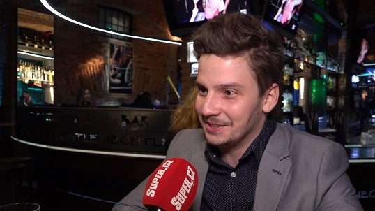 15 Let Byl Jeho Druhym Tatou Petr Rychly Po Konci Ordinace Prijde O Prijem I Serialovy Jakub Mazl Stream