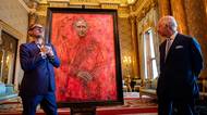 První oficiální portrét Karla III. vzbuzuje hrůzu: Moderní pojetí rozdělilo Brity na dva tábory