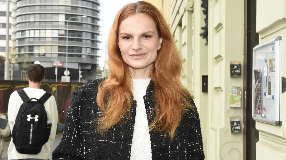 Láska jí svědčí! Zamilovaná Iva Pazderková ukázala partnera i pevnou postavu v bikinách