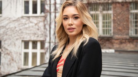Živí se tělem, ale tohle ukázala poprvé: Mladá pornoherečka Rika Fane odhalila své tělo a popraskané břicho po porodu