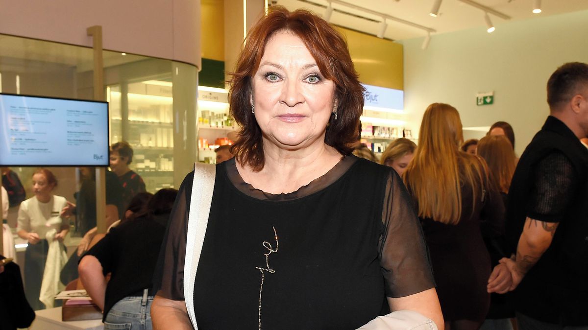 Žádný botox ani kyselina! Nechci se dívat na umělohmotnou nafukovací pannu, říká v 65 letech Zlata Adamovská