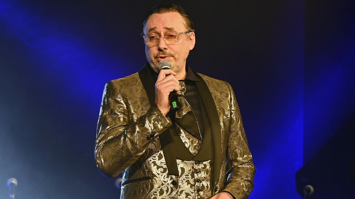 Drama na jevišti Hybernie: Vojtko si oštěpem málem vypíchl oko! Fotkou po ošetření vyděsil fanoušky