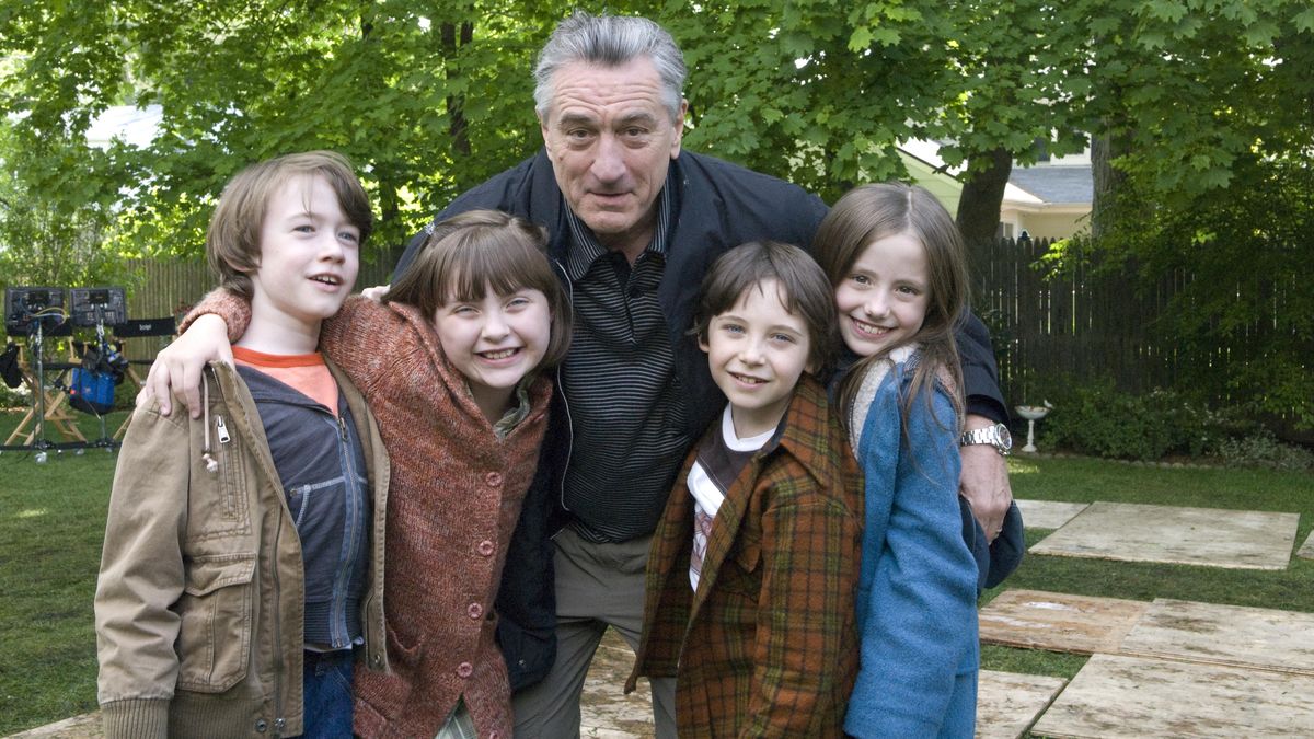 Na roli čtyřnásobného otce se perfekcionista De Niro připravovat nemusel. Sám má sedm dětí, nejmladší dceři je rok a půl