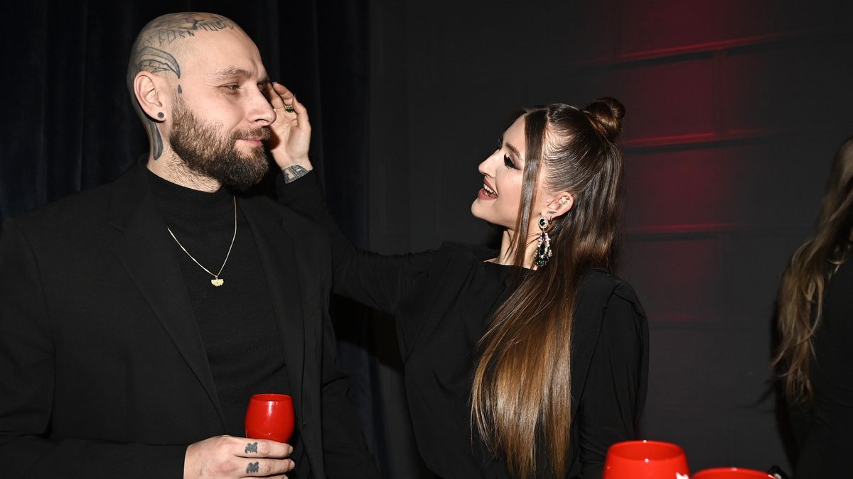 Sharlota a Lucas Blakkovi: Manželé se spolu vyrazili podívat na krásné ženy. Doporučují to všem