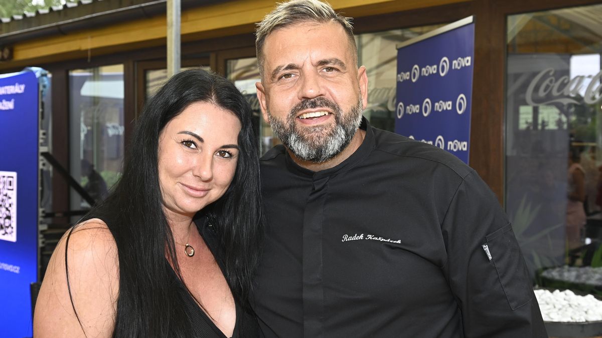 Obrat v manželské krizi Radka Kašpárka: Manželka poslala tajemný vzkaz, slova o podvodu a karmě