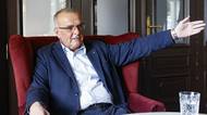 Miroslav Kalousek odpálil bombu: Pochválil stranu, kterou by nikdo nečekal. Známý režisér i europoslanec nevydrželi