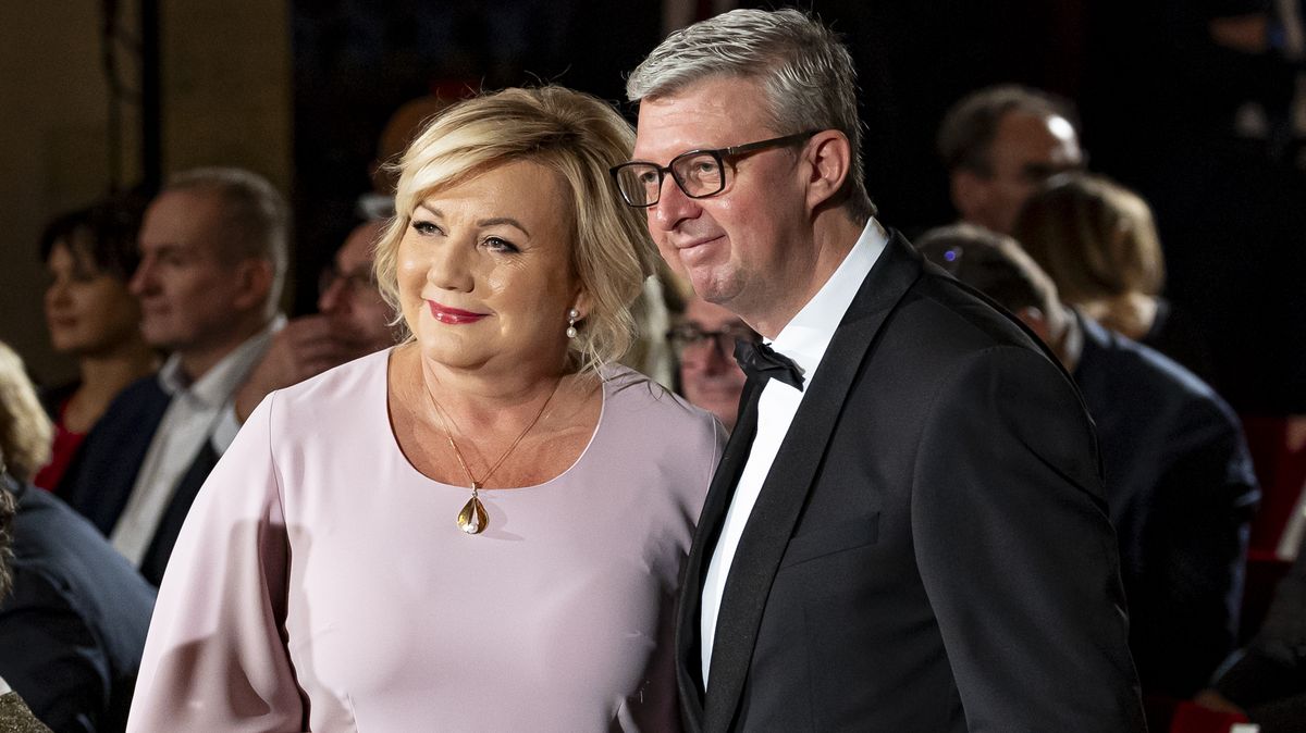 Hudlan pro Schillerovou a pivo zdarma: Exministr Havlíček se v Brně rozdováděl tak, že senioři jen zírali