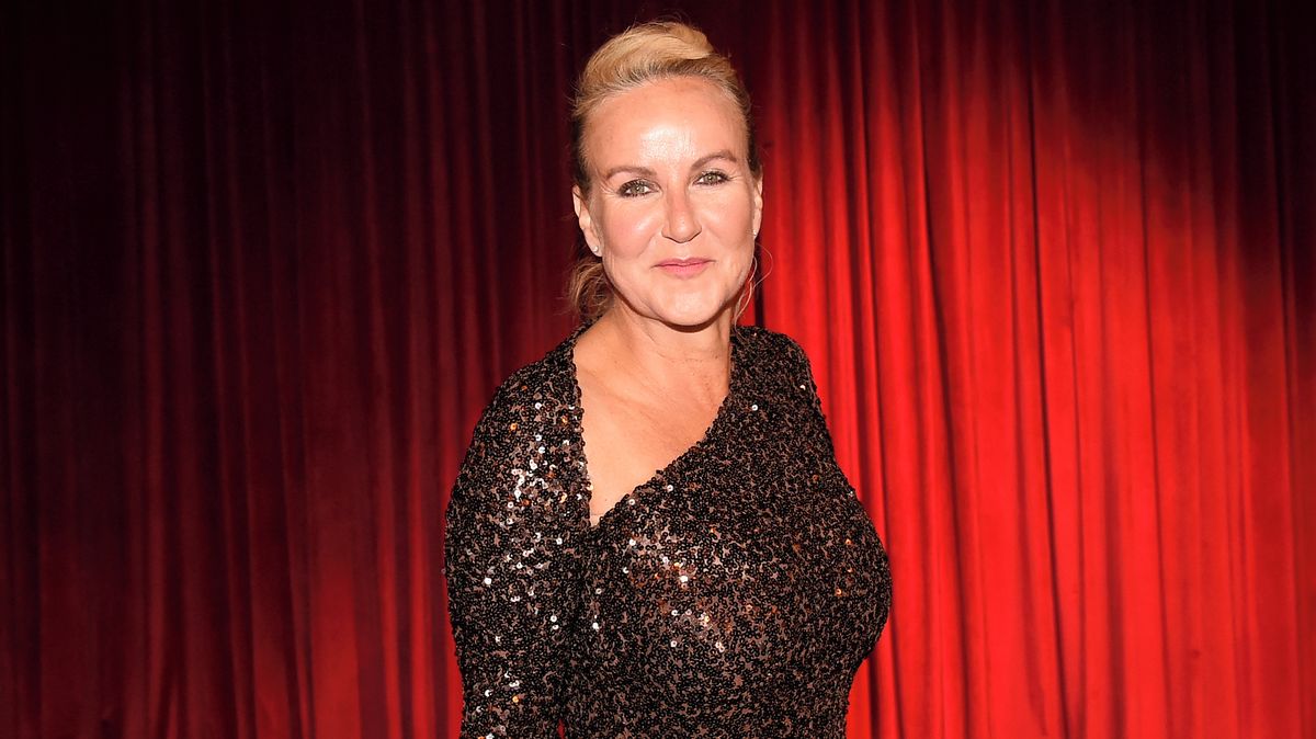 Vy jste tak hubeňoučká! Vendula Pizingerová se ukázala v krajkové podprsence. Fanoušci chválí její štíhlé tělo