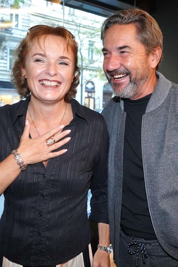 V plavkách nevídáte jen slavné krásky! Martin Trnavský ukázal v Thajsku břicho pevné jako skála a chlupatou hruď - fotka 1/1