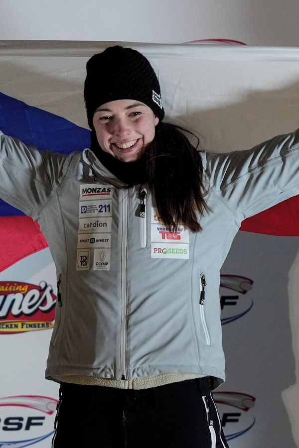 Bronzová skeletonistka Fernstädtová schovala kombinézu do skříně: Relax na Bahamách a foto v plavkách - fotka 1/1