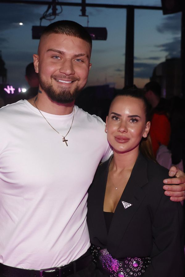 Figura jako přesýpací hodiny! Influencerka Barbora Stříteská ukázala dokonalé křivky i perfektně sladěnou rodinku - fotka 1/1