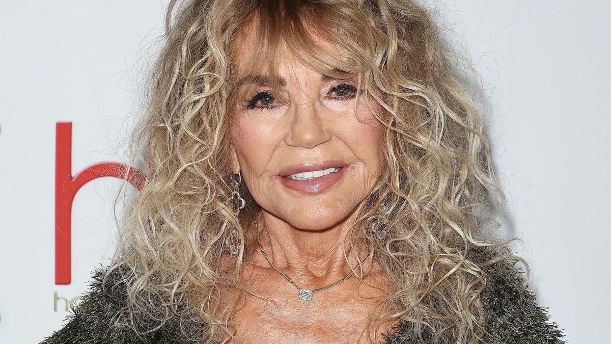 Herečka zastavila čas a užívá si života. Dyan Cannon je dva roky před devadesátkou příznivkyní přátelství s výhodami
