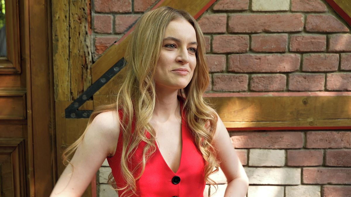 První vyjádření: Herečka Michaela Pecháčková potvrdila vztah s kapitánem hokejové reprezentace Červenkou