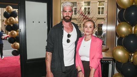 Strach v rodině Míši Salákové: Manželce bývalého hokejisty a šestinásobné mámě našli nádor. Dochází na onkologii