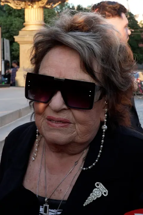 Legenda Bohdalová na rozlučce hvězd s Bartoškou: Odchází lidi, kteří nemají odcházet. Promluvil i premiér Fiala