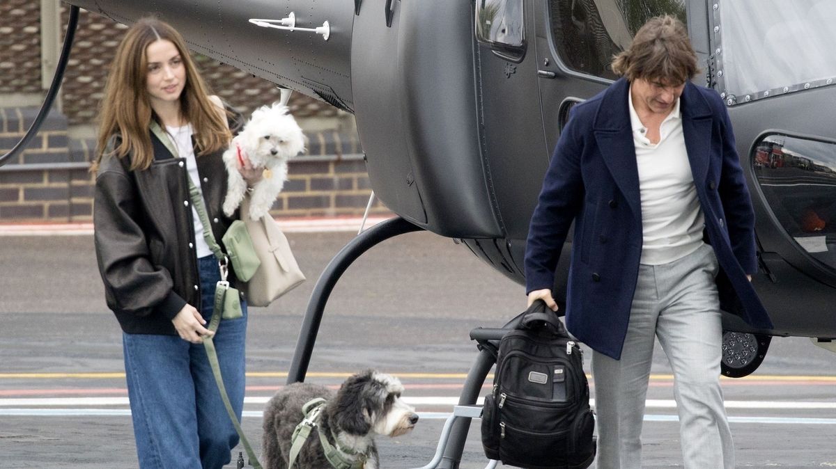 Tom Cruise přistižen s krásnou herečkou: Od roku 2012 byl single, fanoušci šílí z brunetky po jeho boku