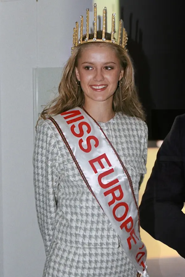 Šéf lidovců pěje ódy na Miss Europe a Miss tisíciletí Moniku Brzeskovou Žídkovou. Bude to stačit? ptají se voliči - fotka 1/1