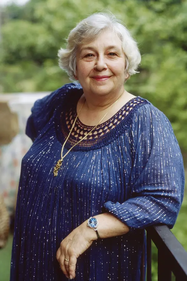 Hlášku „A skláři nebudou mít co žrát“ vymyslela Stella Zázvorková (†83). Ambasádu USA žádala o vízum do amerického nebe  - fotka 1/1