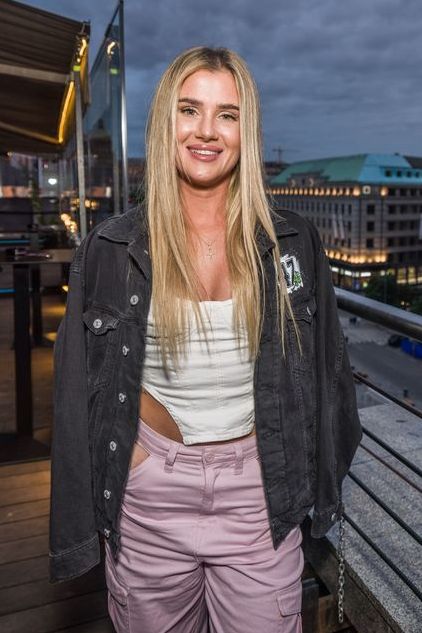 Romantika jako z telenovely! Hvězda Survivoru Johana Fabišíková se zasnoubila. O ruku ji požádal slovenský hokejista - fotka 1/1