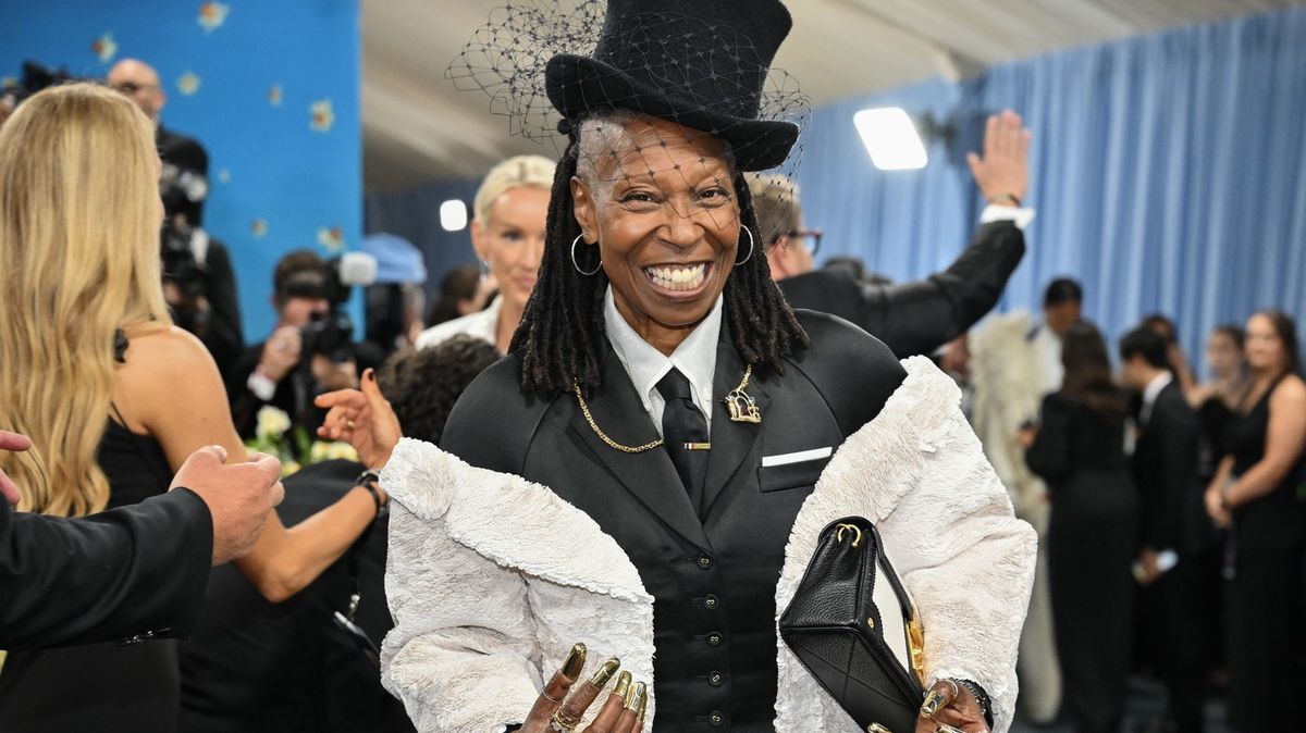 „Svoje holky“ osvobodila Whoopi Goldberg před 50 lety: Raději je bude sbírat z podlahy, než aby oblékla podprsenku