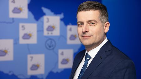 Tragické úmrtí moderátora ČT: Meteorolog Jan Šrámek (†48) se v Itálii zřítil do rokle