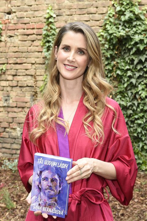 Jana Bernášková je oficiálně rozvedená. Na křtu její knihy nechyběl první ani druhý ex