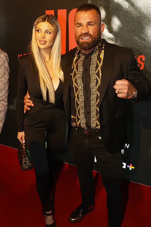 Sexy Lela a její vražedný výstřih i Beránek s o 37 let mladší láskou: Vémolův večer plný hvězd - fotka 1/1