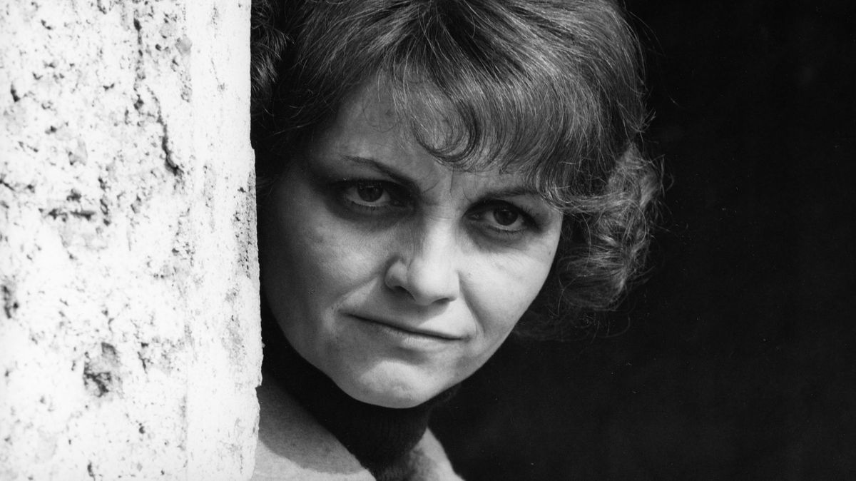 Herečka s nejsmutnějšíma očima přišla v dětství o maminku. Vinklář se kvůli ní rozvedl, ona rodinu neopustila