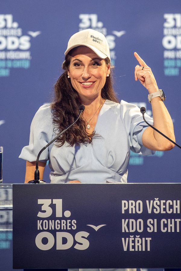 Tisíckrát jsem litovala, že jsem šla do politiky: Upřímný a otevřený rozhovor s novou ministryní Evou Decroix - fotka 1/1