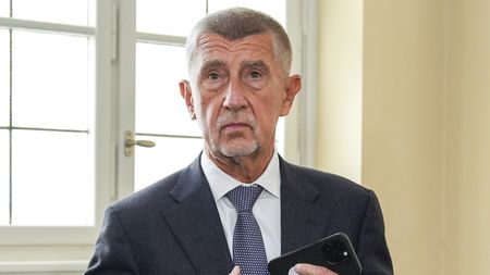 Andrej Babiš tepe do vlády kvůli bitcoinům za miliardy. „Zloděj křičí: Chyťte zloděje,“ sepsula ho známá zpěvačka