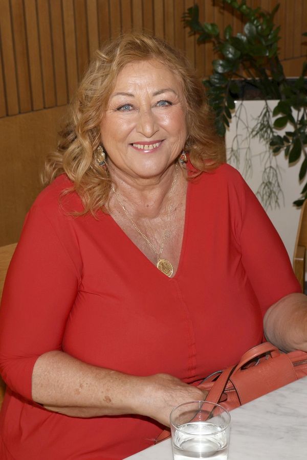 Je vůbec možné tuhle bohyni nemilovat? Štíhlá a rozzářená Halina Pawlowská přiznala své hříchy a pobláznila fanoušky  - fotka 1/1